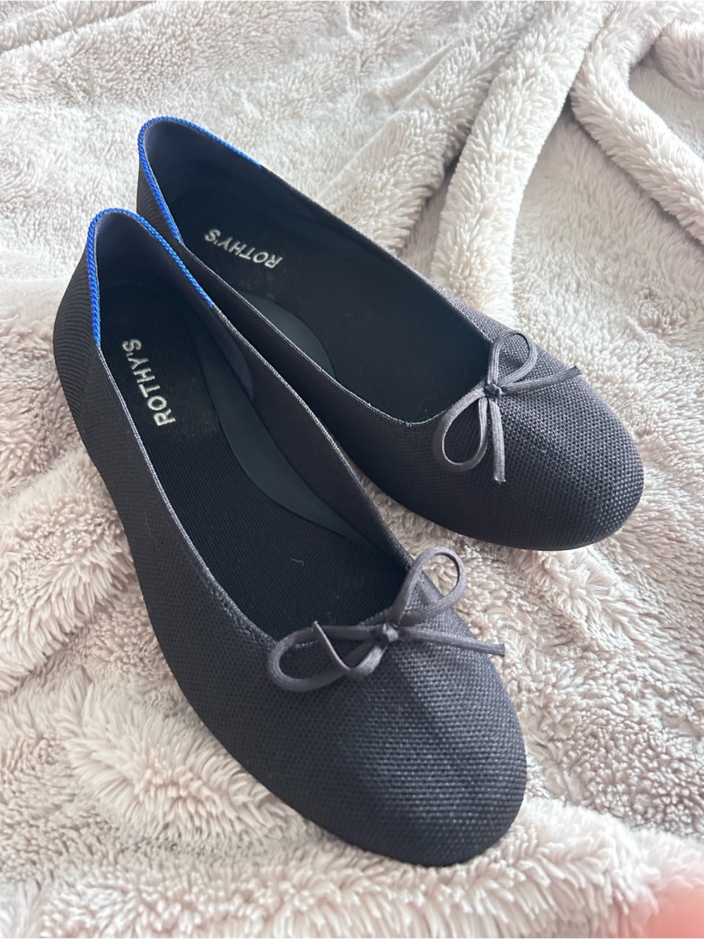 Rothy's Black Knit Ballet Flats with Bow Accent size 10.5